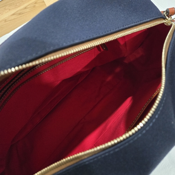 NWT Dooney & Bourke Bowler Duffle bag - Picture 6 of 6